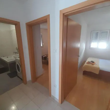 Boris Apartment Baska Voda